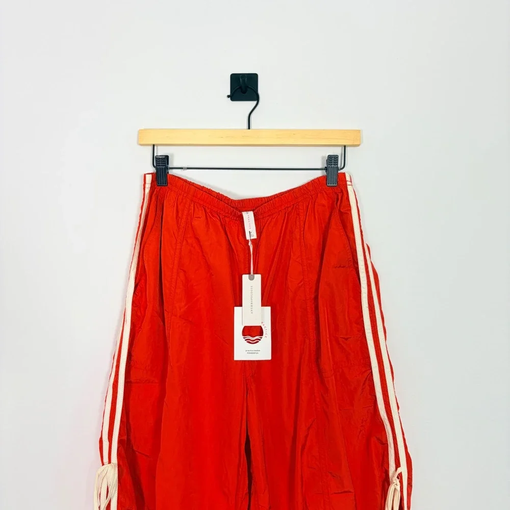 Daily Practice Anthropologie Red Parachute Bow Track Pants Women's Medium - Picture 3 of 9